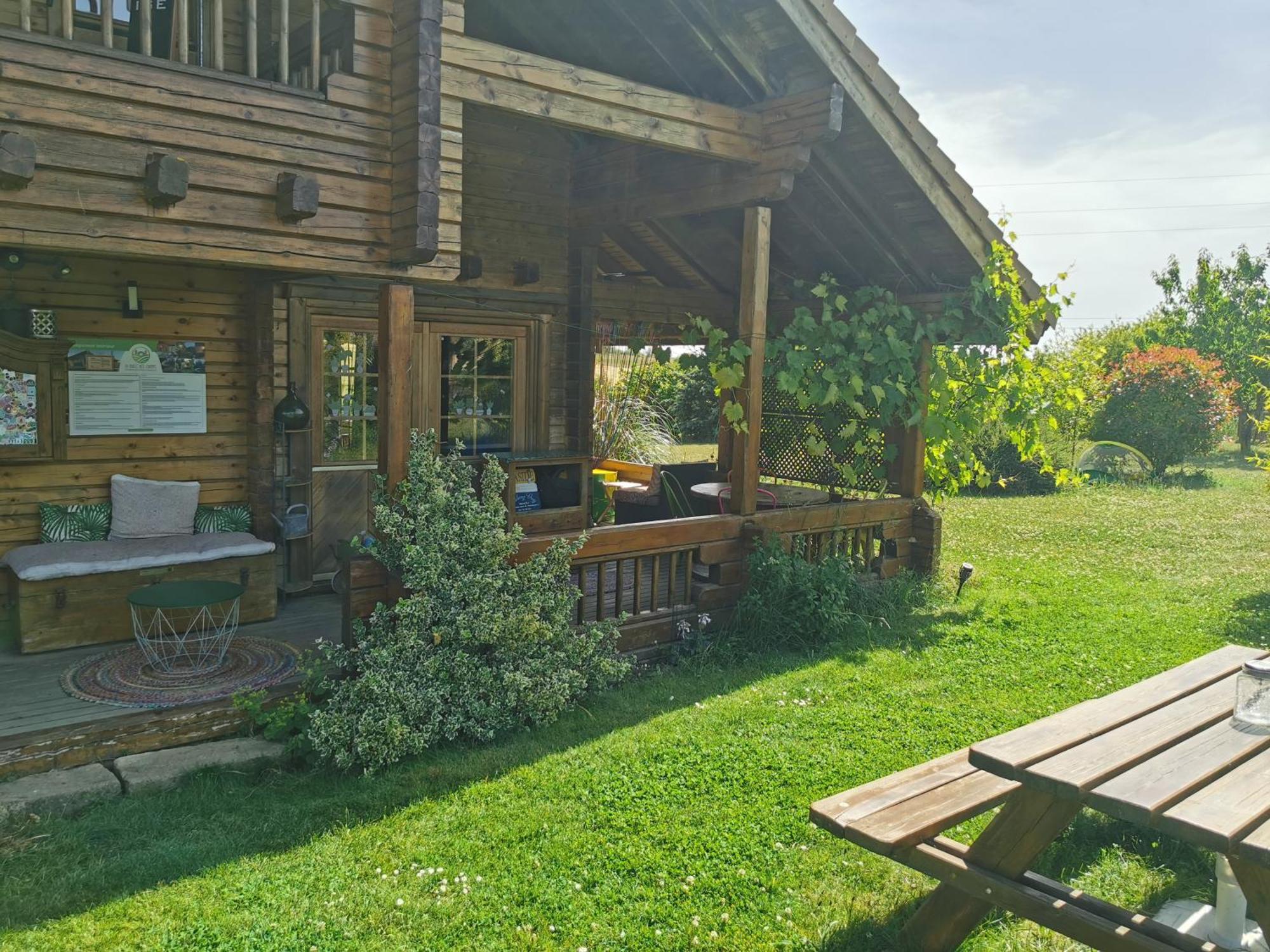 La Bulle Des Champs Bed & Breakfast Champmotteux Dış mekan fotoğraf